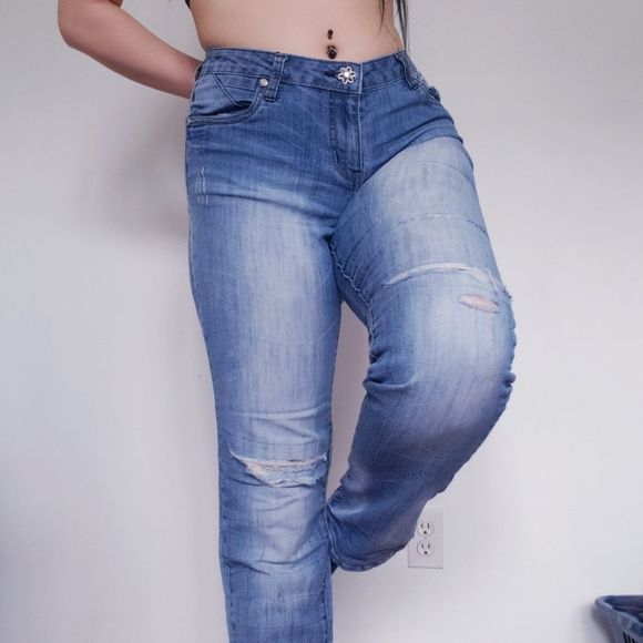 Seductions FD Low Waisted Straight Leg Jeans - Picture 4 of 16